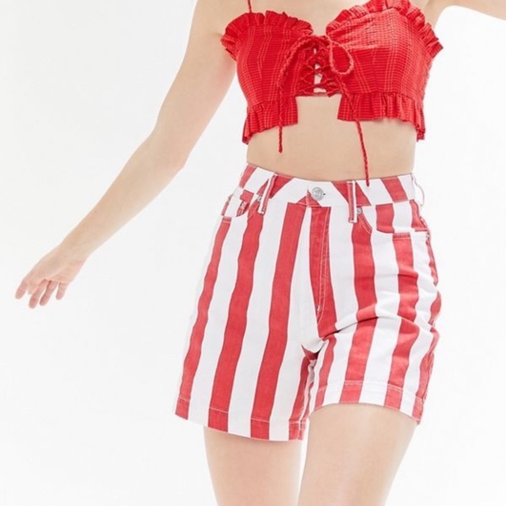 BDG Urban Outfitters High Rise Mom Shorts